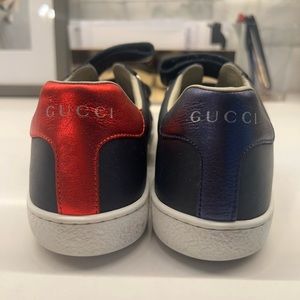 Boy’s Gucci sneakers